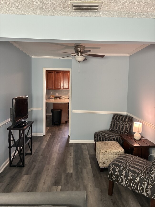 Photo - 700 Crystal Springs Ct Unit 2