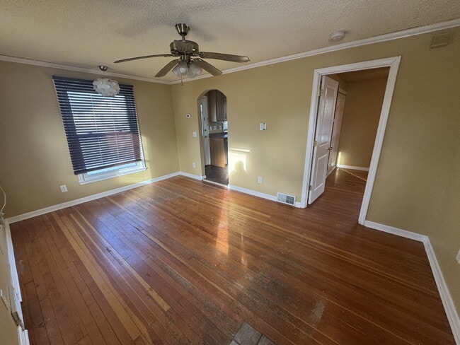 Photo - Charming & Cozy 1-Bedroom Retreat in Brooklyn Center – Perfect for Simplified Living!