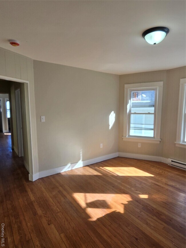 Photo - 25 Roosevelt Ave Unidad 2