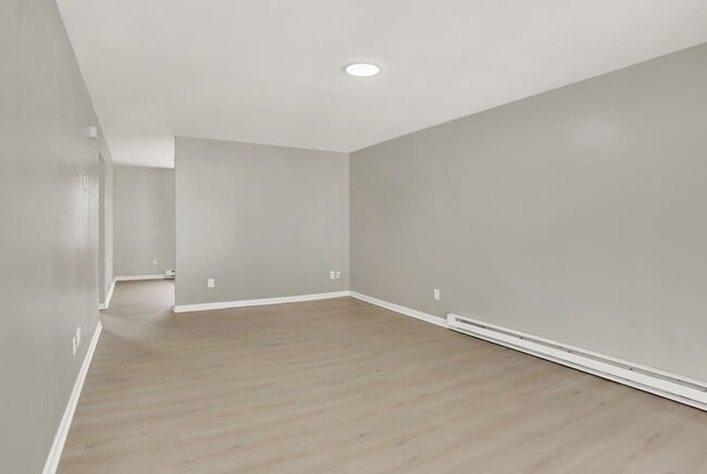 Photo - Austin Street Homes - Comfort & Convenience Combined – 2BR Townhomes Now Leasing Unidad 513 B