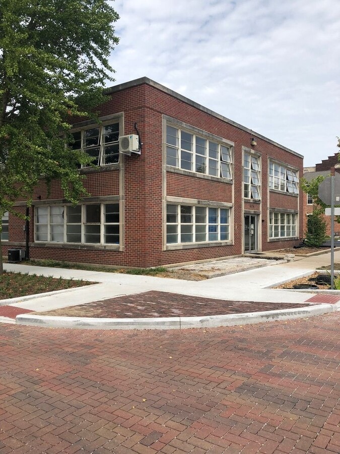 Photo - Trendy Downtown Lafayette Studio Unidad Apt. 8