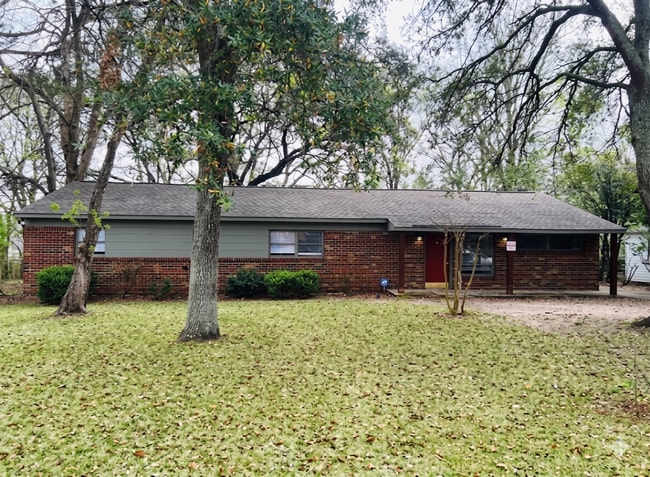 Building Photo - 3120 Guymar Rd