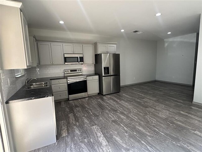 Photo - 13314 County Rd 285
