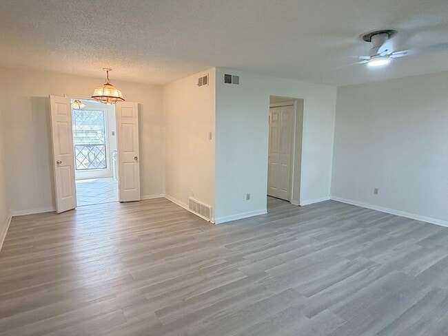 Photo - 6968 Wesley Ct