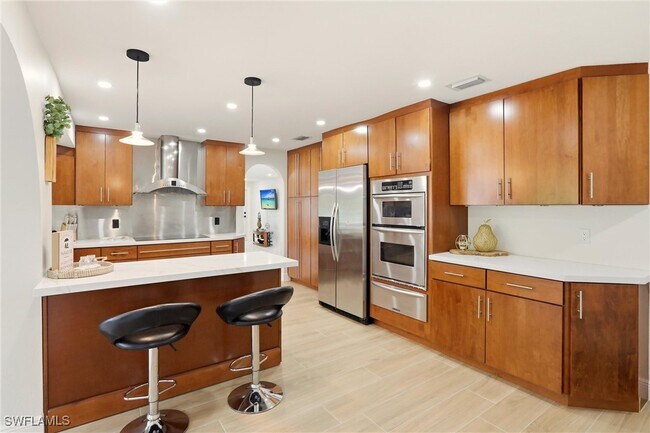 Photo - 339 Landmark St