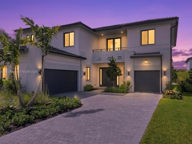 Building Photo - 19602 NE 14th Ct