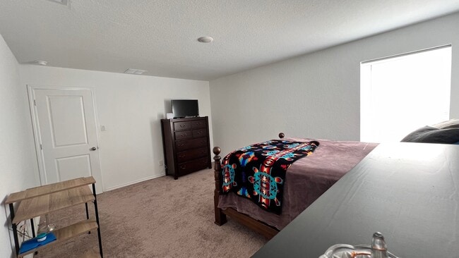 Photo - 2722 Winterfell St