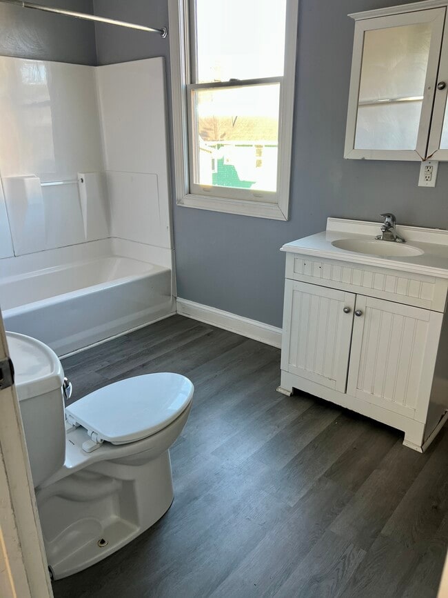 Photo - 908 Franklin Rd SW Unit 2