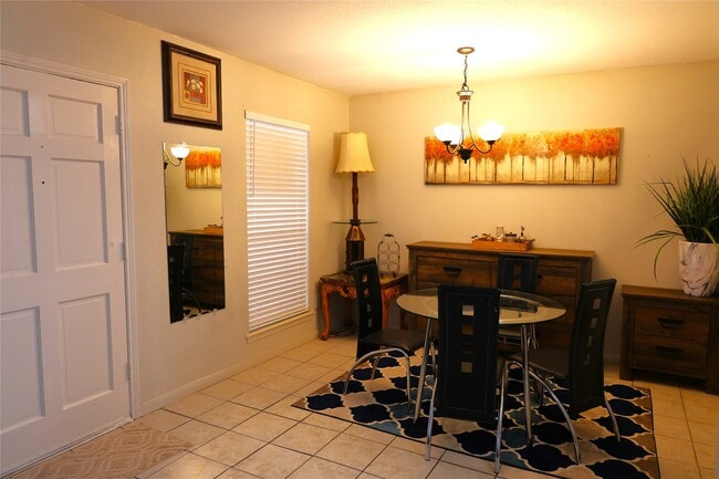 Photo - 14333 Memorial Dr Unidad 64