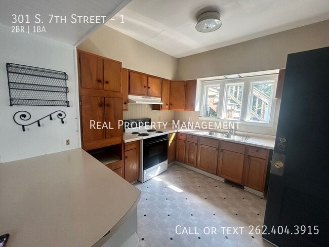 Photo - 301 S 7th St Unit 1