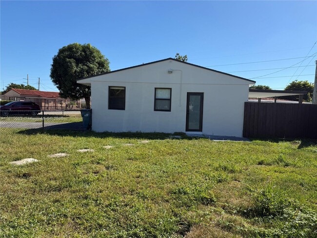 Photo - 7330 SW 11th St