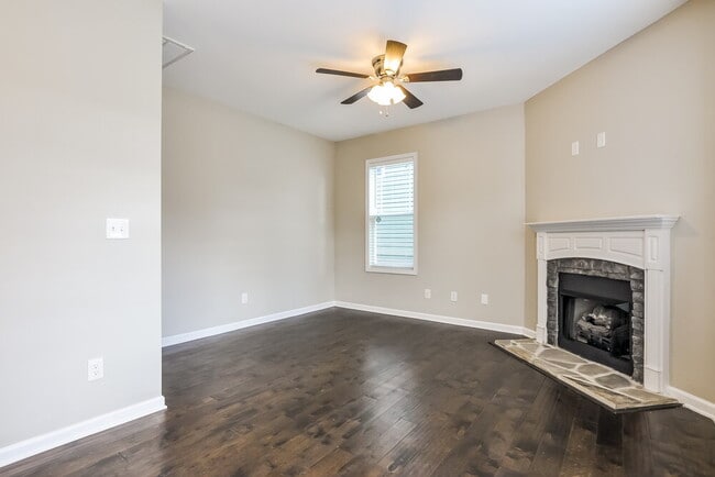 Photo - 241 Balboa Pkwy