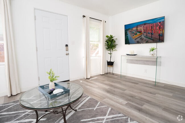 Building Photo - 3126 Cañon St Rental