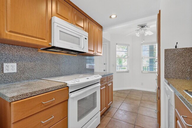 Photo - 12950 SW 13th St Unit 203D