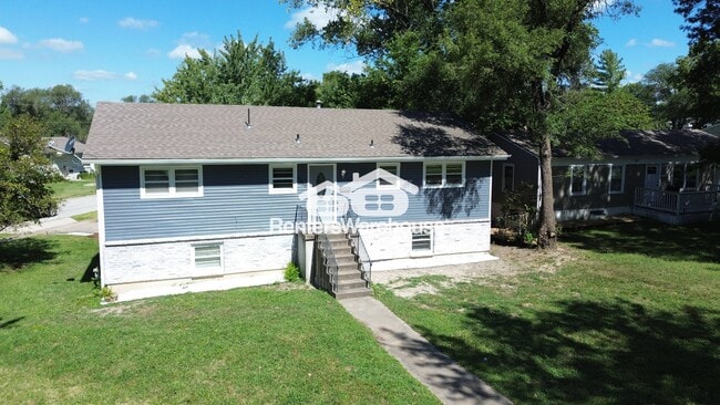Building Photo - 6300 E 153 St Rental