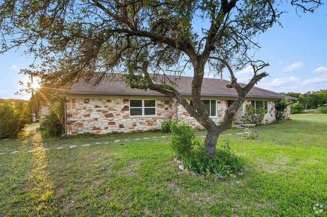Building Photo - 11000 Ranch to Market Rd 1826 Rental