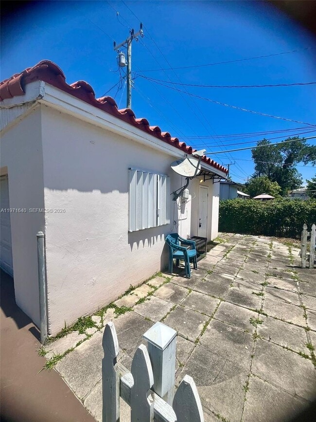 Photo - 1601 NE 175th St Unit 2