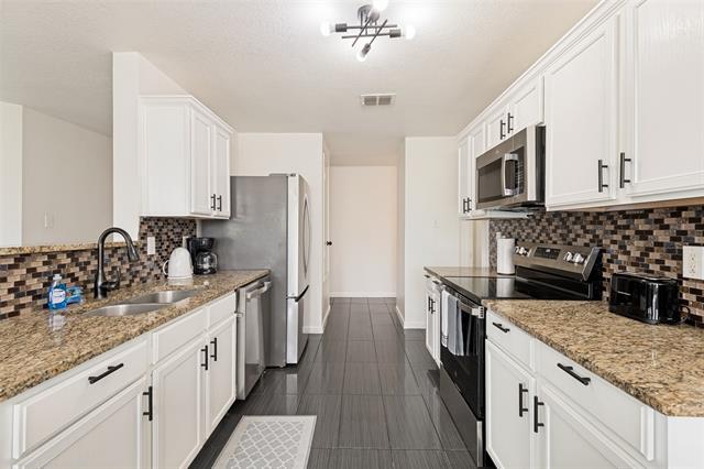 Photo - 1513 Lone Star Ct