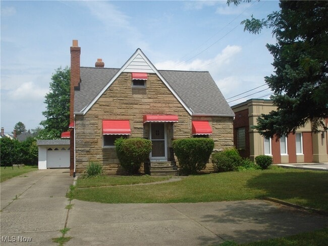 Photo - 5757 Mayfield Rd Casa