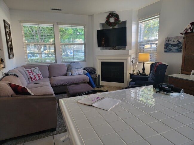 Photo - 49 Bluff Cove Dr