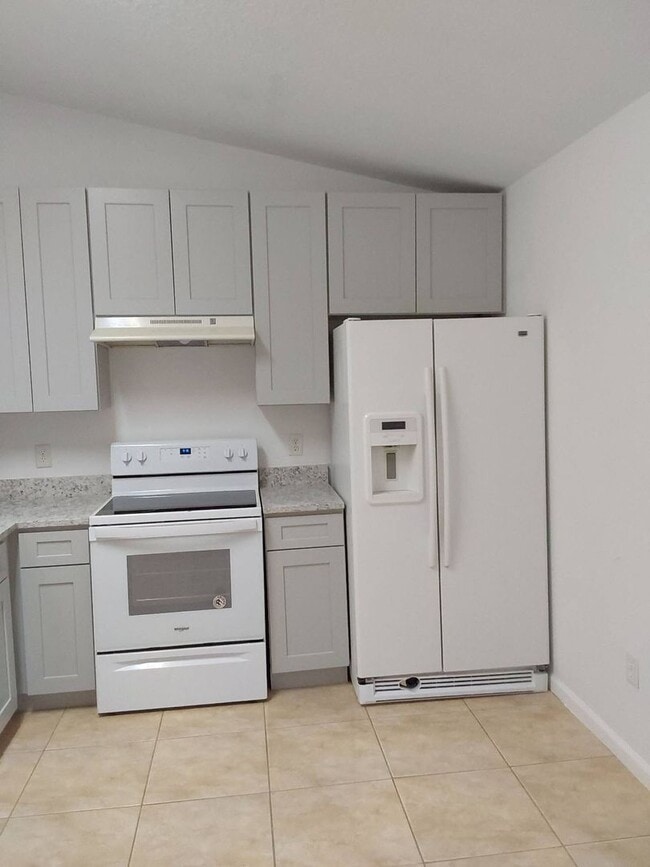 Photo - 21 Prospect Ln Unit B