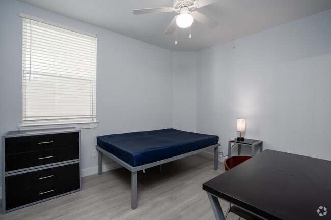 4BR, 4BA - 1,516SF - Bedroom