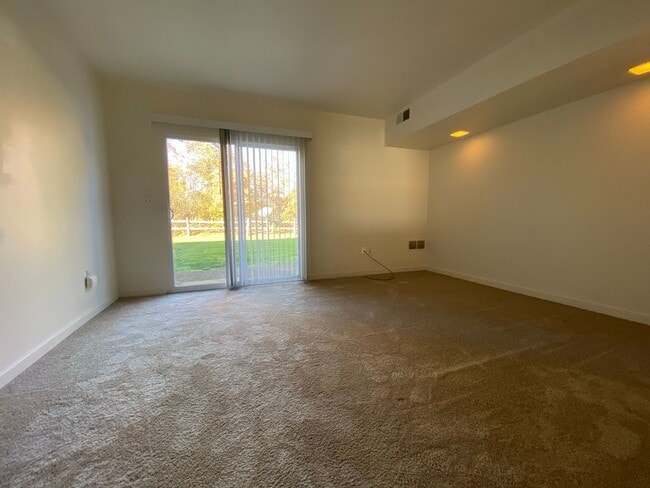 Photo - Beautiful Brick 2 BR Townhouse in Great Zelienople Location! Updated Kitchen with Quartz Counter-...