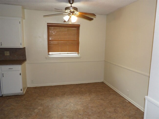Photo - 2415 NW 42nd St