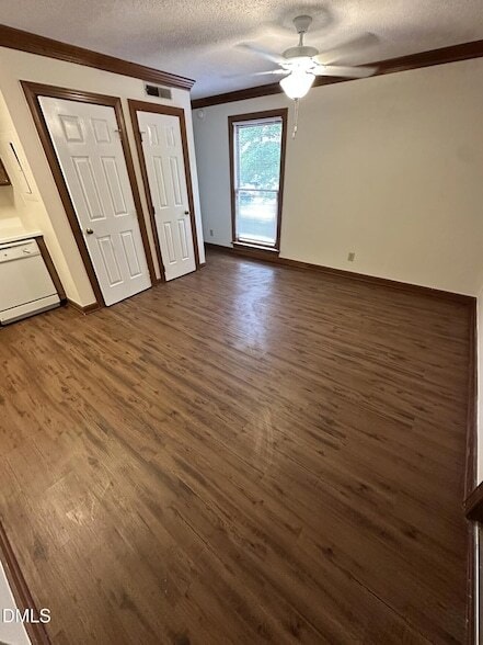 Building Photo - 3520 Ivy Commons Dr Unit 201