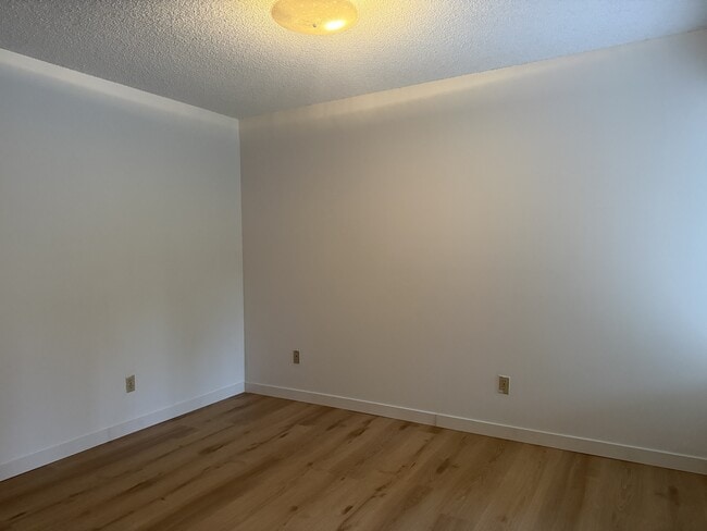 Photo - 1285 Martin St