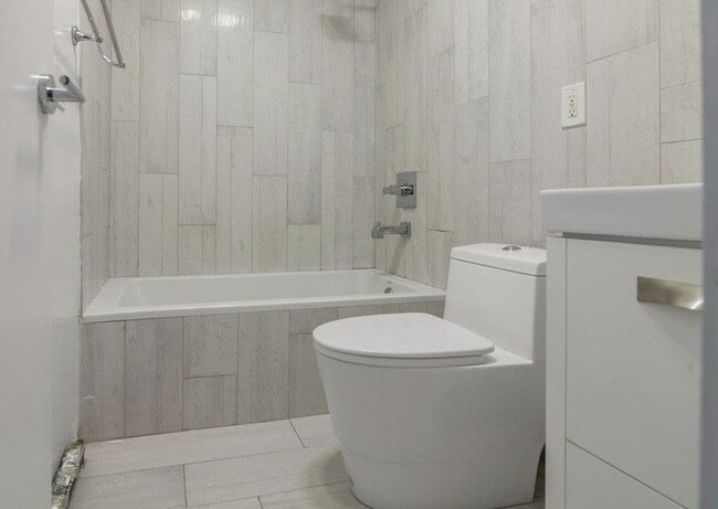 397 Herkimer St Unit 2
