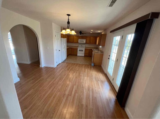 Photo - 138 Vernon St