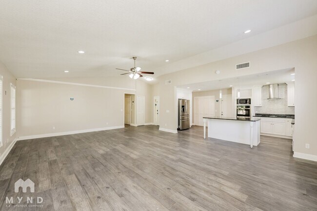 Photo - 6529 Seafairer Dr