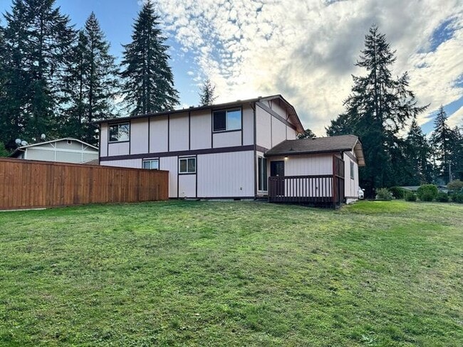 Photo - Inviting 2 Bedroom, 1.5 Bath Townhouse Dup...