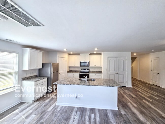 Photo - 4039 Meredith Woods Ln