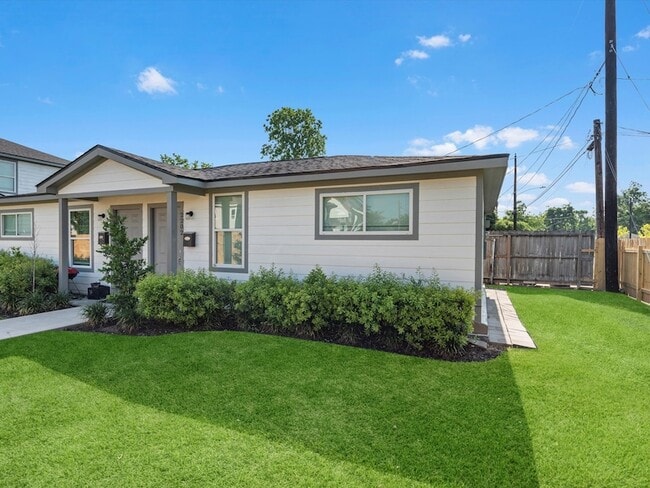 Photo - 2202 Solo St Unit 2202