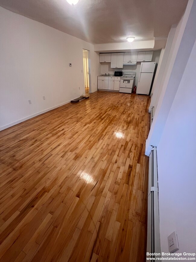 Photo - 15 Park Vale Ave Unit 3B