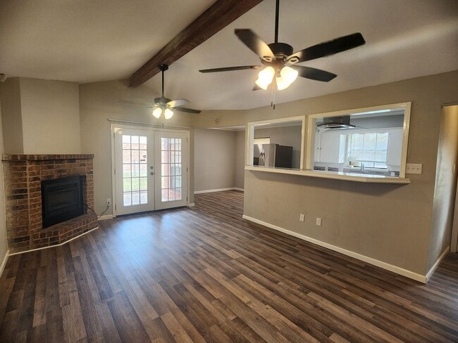 Photo - 948 N Lakewood Dr