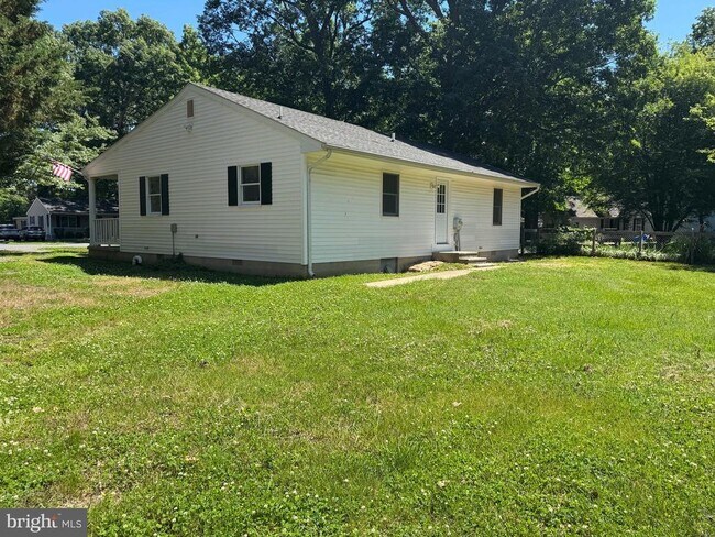Photo - 2006 Stevens Dr