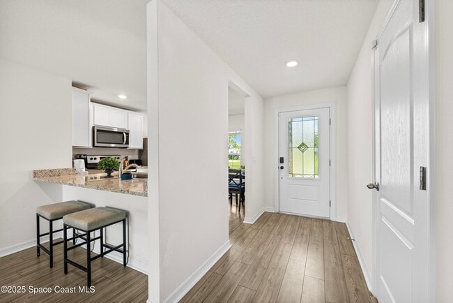 Photo - 1602 Saladino St SE