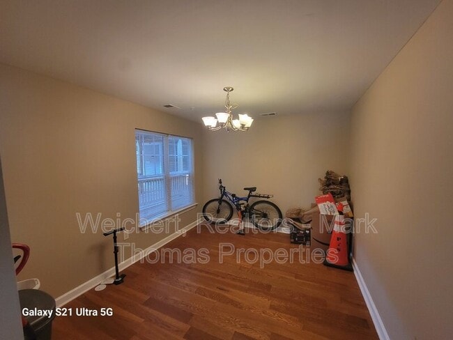 Photo - 929 Morreene Rd Unit Apt B26