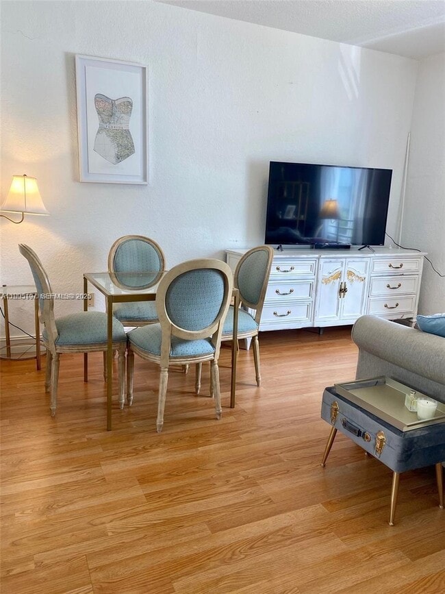 Photo - 820 Euclid Ave Unit 203