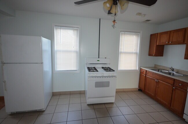 Photo - 2815 W 25th Pl Unit R2A.