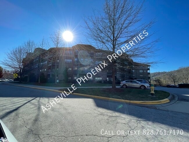 Building Photo - 9 Kenilworth Knls Unit 115