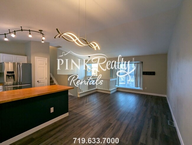 Photo - 6541 Charter Dr