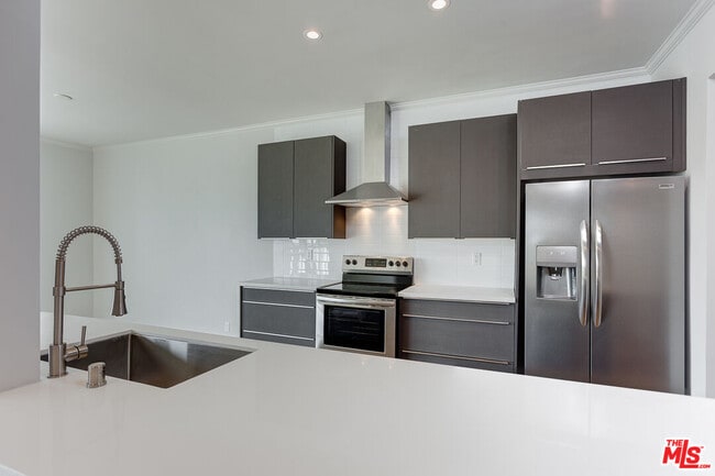 Photo - 12320 Montana Ave Unit 203