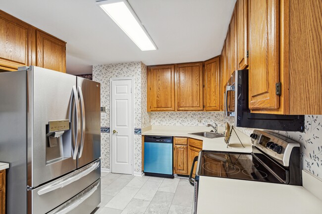 Photo - 52 Silver Moon Dr