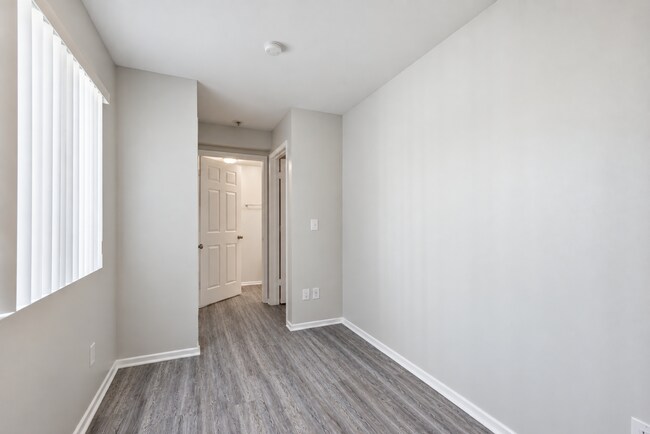1015 2nd Street