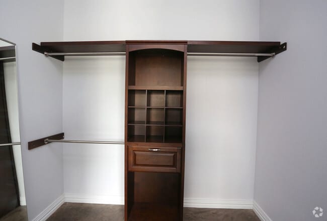 Hickory Park Apartments