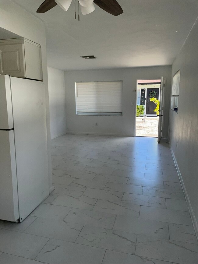 Photo - 627 92nd Ave N